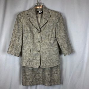 Evan-Picone Suite Brocade jacket & pencil skirt